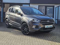 Ford Kuga - 1.5 EcoBoost ST Line 150pk Navi, Camera, Winterpack, 19", Spoiler, All Weather banden