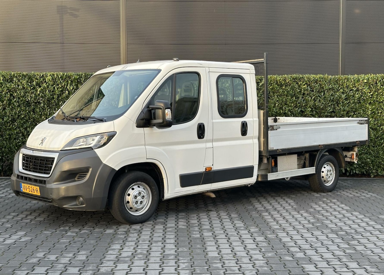 Peugeot Boxer - Bestel 335 2.2 HDI L4, HYDRAULISCHE KIEPSTAND, NL AUTO, NAP LOGISCH, AIRCO, TREKHAAK, 7 PE - AutoWereld.nl