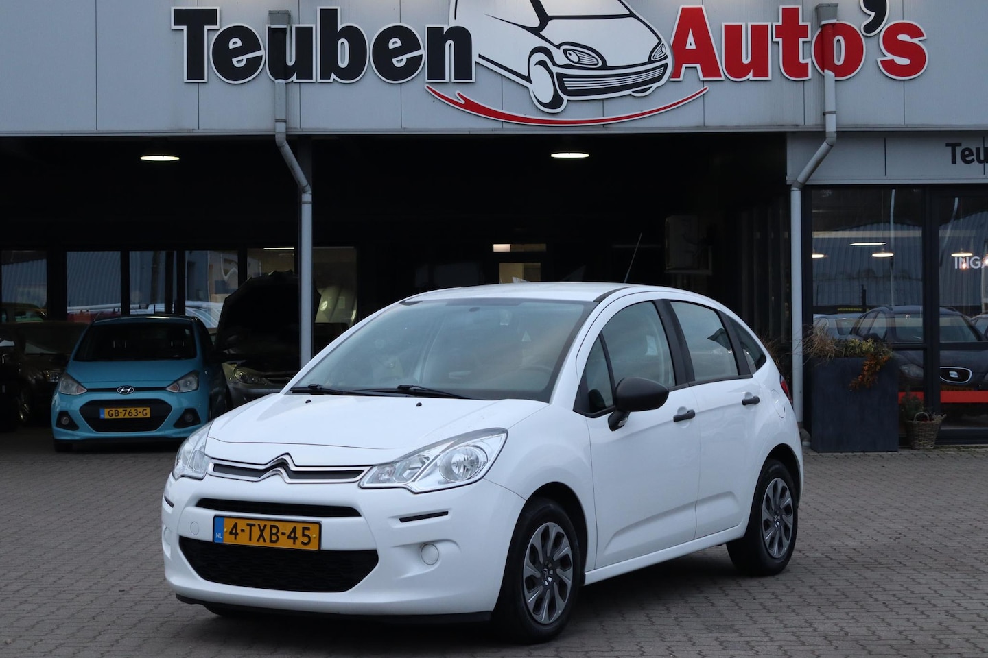 Citroën C3 - 1.0 VTi Attraction Airco, Radio cd speler, Trekhaak - AutoWereld.nl