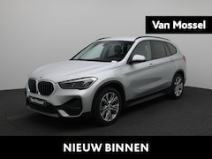 BMW X1 - xDrive25e Executive | Lederen Bekleding | LED Verlichting | Navigatie | Head Up Display |