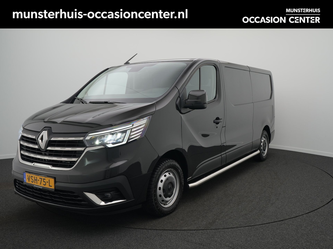 Renault Trafic - 2.0 dCi 130 T30 L2H1 Luxe - All Seasonbanden - Achteruitrijcamera - AutoWereld.nl