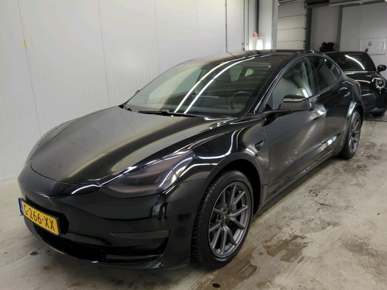 Tesla Model 3 - Long-Range AWD 351pk 75 kWh [ AUTOPILOT+620KM WLTP+PREMIUM AUDIO ] - AutoWereld.nl