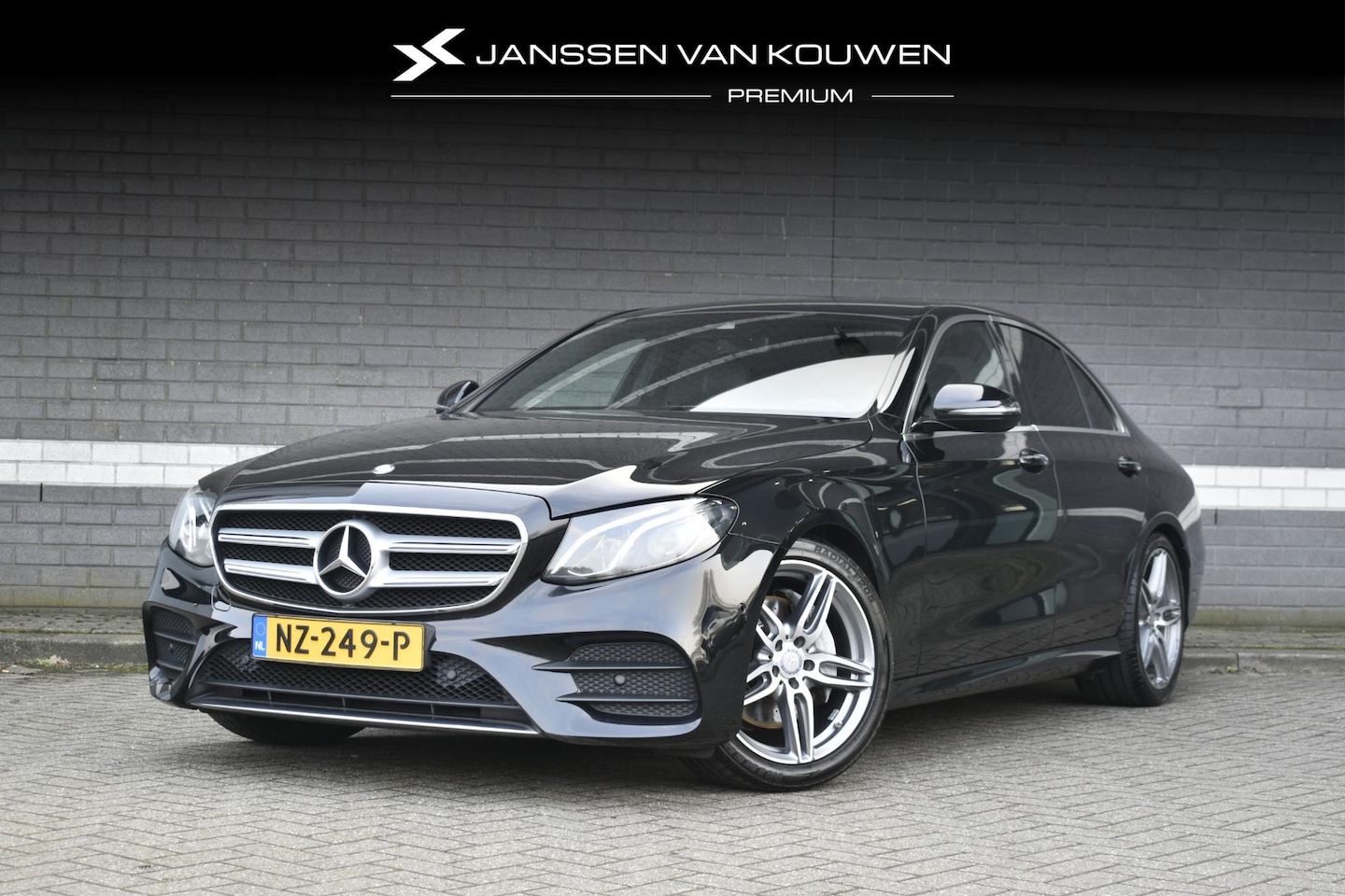 Mercedes-Benz E-klasse - 200 Prestige Plus / AMG / Navi / Widescreen / Stoelverwarming / LED / Burmester - AutoWereld.nl