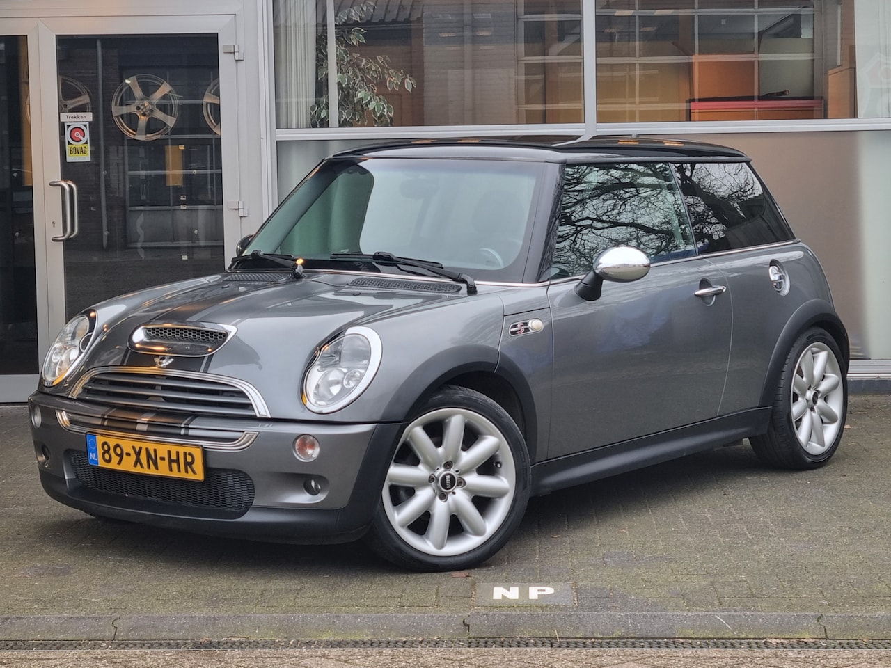 MINI Cooper S - Mini 1.6 Chili PANO / CLIMA / STOELVERW. / LEDER - AutoWereld.nl