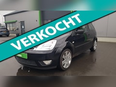 Ford Fiesta - 1.6-16V Trend Mooie LM velgen Airco Trekhaak Mistlampen voor Nieuwe APK