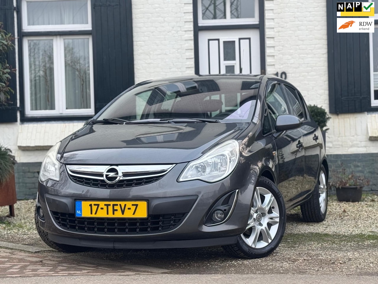 Opel Corsa - 1.4-16V Cosmo|Stoel-Stuurverwarming|Clima|Cruise| - AutoWereld.nl