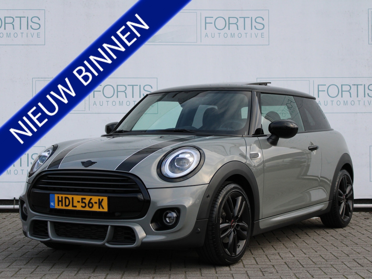 MINI John Cooper Works - Mini 1.5 Cooper PANO | HARMAN KARDON | STOELVERW | CARPLAY | LAGE KM ! DEALER ONDERHOUDEN - AutoWereld.nl