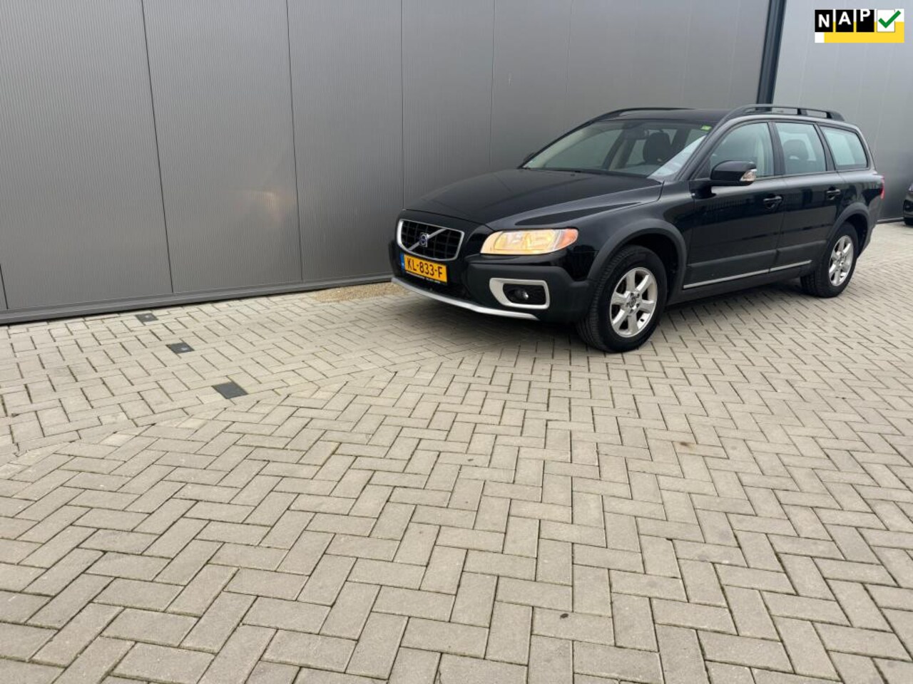 Volvo XC70 - 2.4 D5 Summum 2.4 D5 Summum - AutoWereld.nl