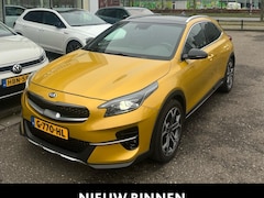 Kia XCeed - 1.4 T-GDi DynamicPlusLine 140 PK | Automaat | Navigatie | Achteruitrijcamera | Stoelverwar