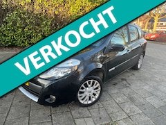 Renault Clio Estate - MET NAVIGATIE, AIRCO & APK