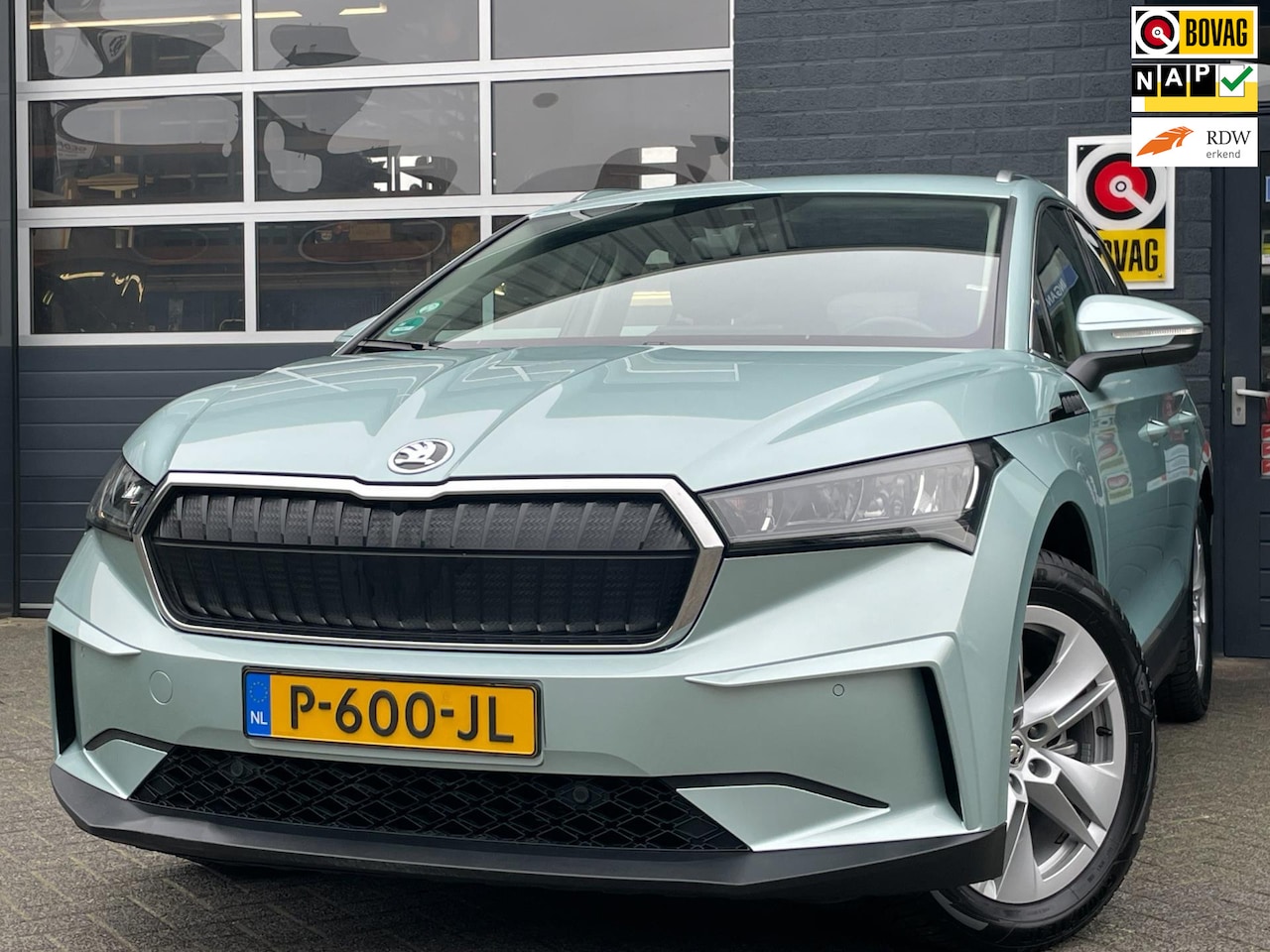 Skoda Enyaq iV - 80 |ACC|CARPLAY|CAMERA|ELEK. TREKHAAK|NAVI|STUURVERWARMING - AutoWereld.nl