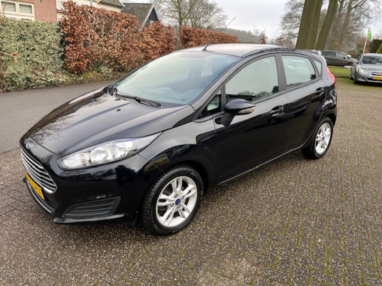 Ford Fiesta - 1.25 82pk 5D Sync Edition - AutoWereld.nl