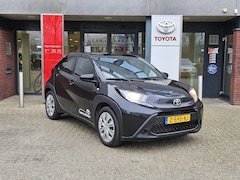 Toyota Aygo X - PLAY APPLE/ANDROID CAMERA 7"DISPLAY LED AD-CRUISE AIRCO DAB+