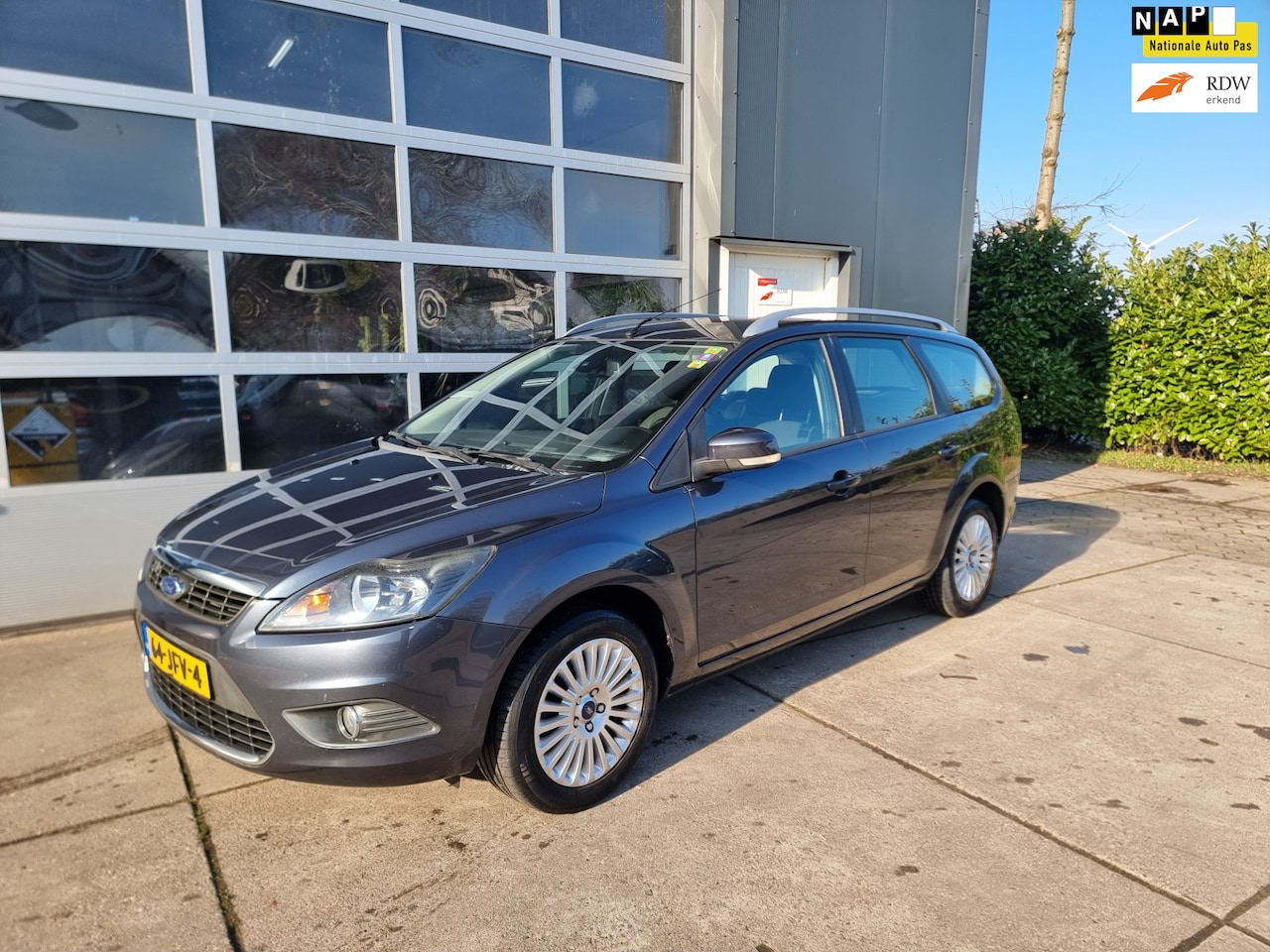 Ford Focus Wagon - 1.8 Titanium Flexi Fuel 1.8 Titanium Flexi Fuel - AutoWereld.nl