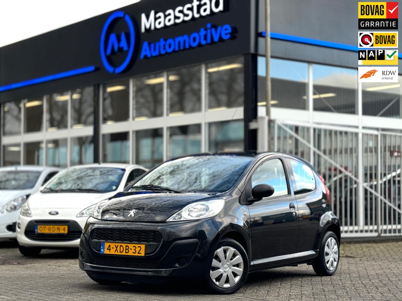 Peugeot 107 - 1.0 New APK Airco 2014 1e eig Volledig onderhouden Nieuwe type Zwart - AutoWereld.nl