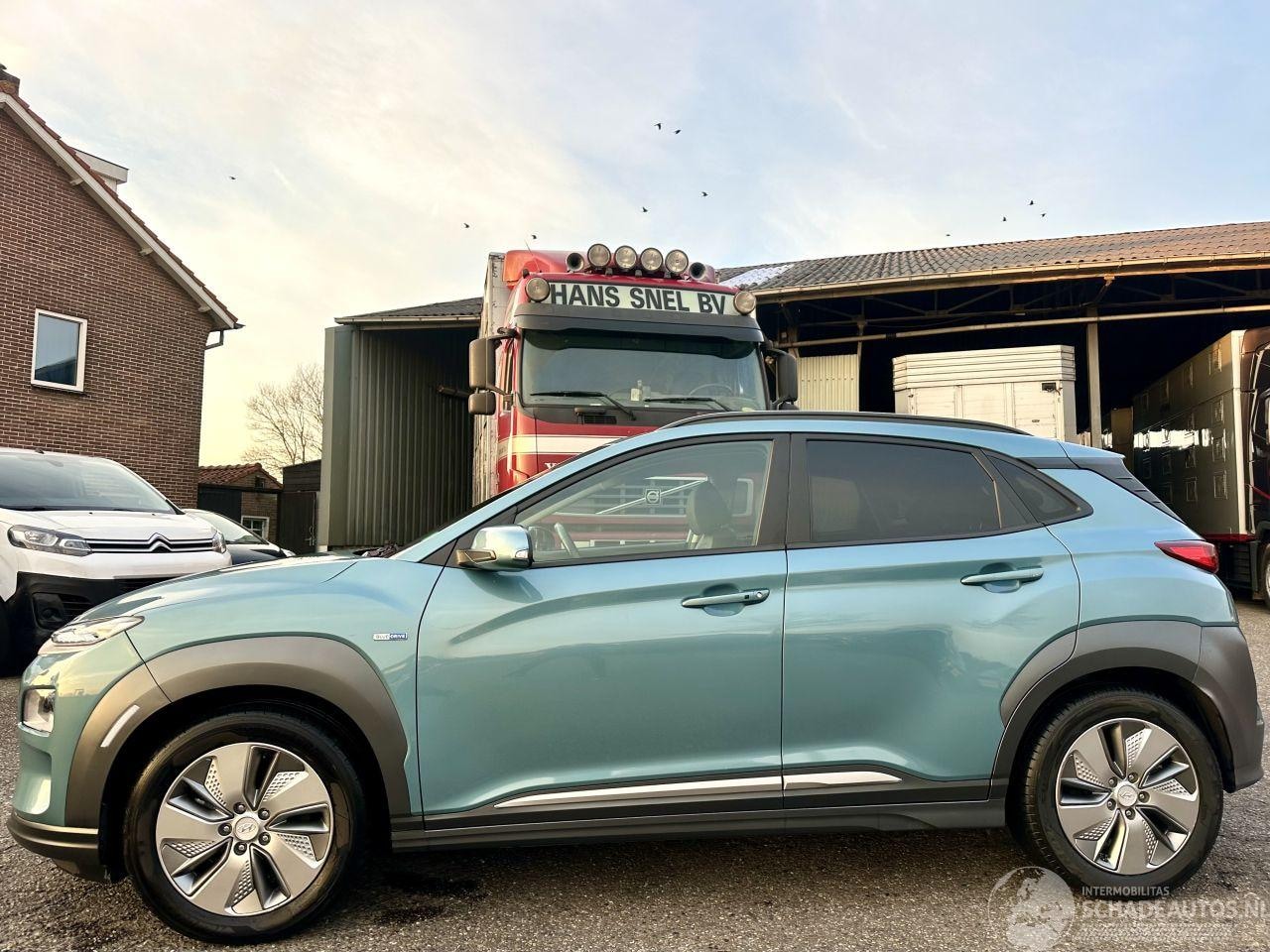 Hyundai Kona Electric - EV Premium 64 kWh - AutoWereld.nl