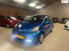 Toyota Aygo - 1.0 VVT-i Dynamic Blue