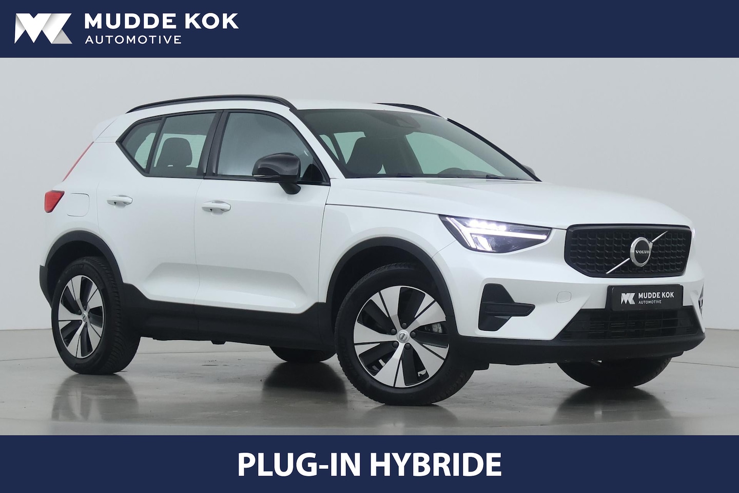 Volvo XC40 - T5 Plug-in hybrid Plus Dark | harman/kardon | Trekhaak | Camera | Stoel+Stuurverwarming | - AutoWereld.nl