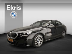 BMW i5 - eDrive40 | M-Sportpakket | LED | Leder | HUD | Schuifdak | Trekhaak | Comfortzetels | DAB