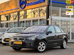 Ford Focus - 1.6 Cruise Airco Voorruitverwarming LM velgen APK 07-25 Elek.ramen