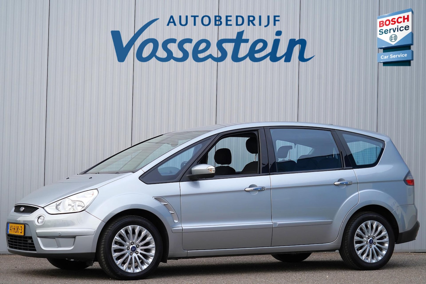 Ford S-Max - 2.3-16V / Automaat / 124dkm NAP / Navigatie / Trekhaak / NL-Auto - AutoWereld.nl