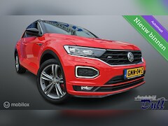 Volkswagen T-Roc - 1.5 TSI SPORT R-LINE CAMERA NAVI 68820KM