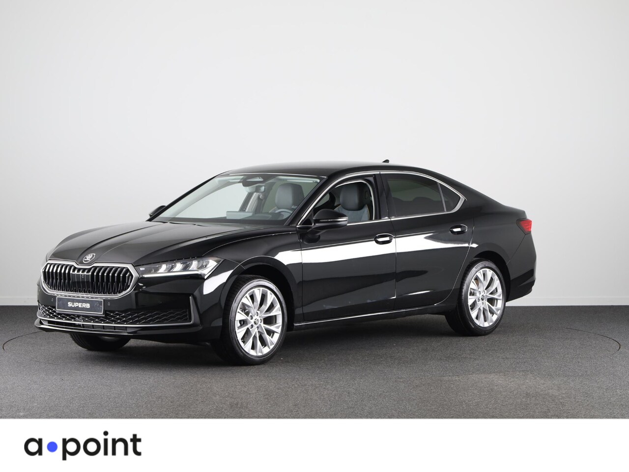 Skoda Superb - First Edition m-HEV 1.5 TSI 150 pk 7 versn. DSG | Lounge | 18 inch | Trekhaak wegklapbaar - AutoWereld.nl