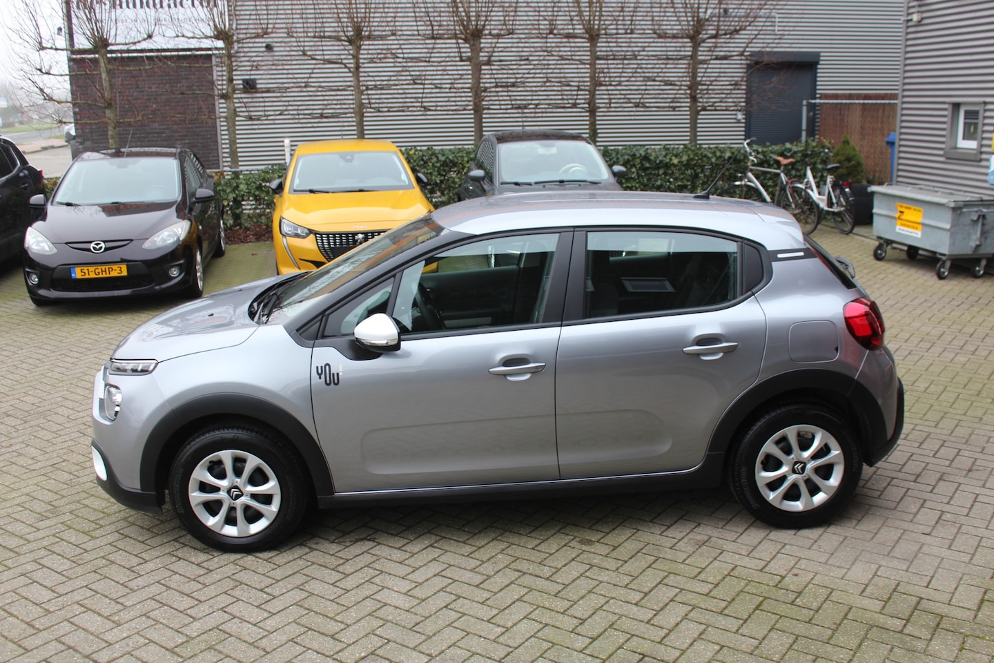 Citroën C3 - 1.2 PureTech You Clima-Cruise-Navi-Camera-Winterbanden 4700 KM !! 24 Maanden Bovag Garanti - AutoWereld.nl