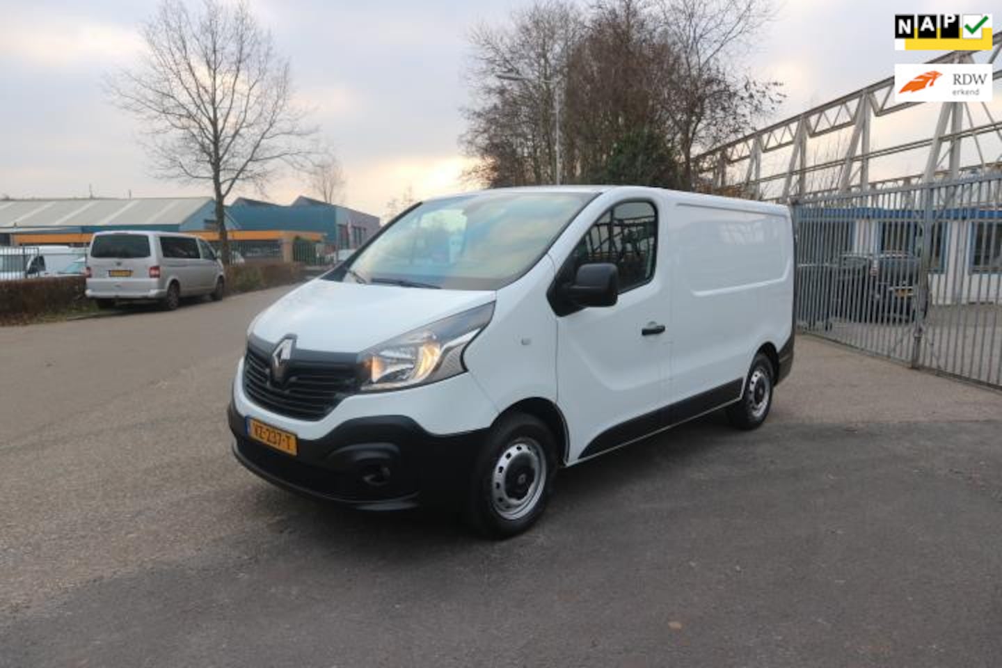 Renault Trafic - 1.6 dCi T27 L1H1 Comfort Energy 1.6 dCi T27 L1H1 Comfort Energy - AutoWereld.nl