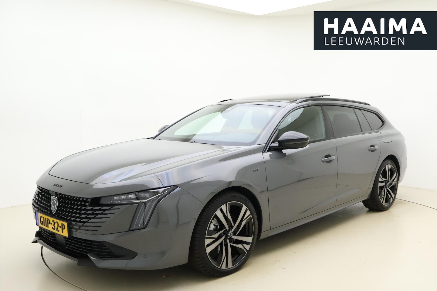 Peugeot 508 SW - 1.6 HYbrid GT 180 PK | 8-Traps Automaat | VOL opties |  Panorama dak | Alcantara bekleding - AutoWereld.nl