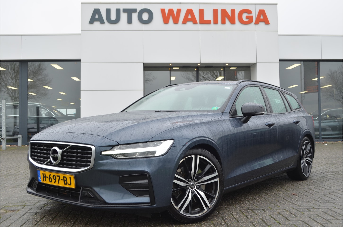 Volvo V60 - 2.0 T5 R-Design Trekhaak wegklap | Memory stoel | Pilot Assist | Stoelverwarming | Dodehoe - AutoWereld.nl