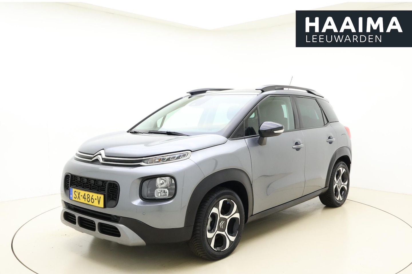 Citroën C3 Aircross - 1.2 PureTech S&S Shine 110 PK | Handgeschakeld | Panorama dak | Camera | Draadloze telefoo - AutoWereld.nl