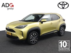 Toyota Yaris Cross - 1.5 Hybrid Dynamic Afneembare Trekhaak | Navigatie | Smart Key