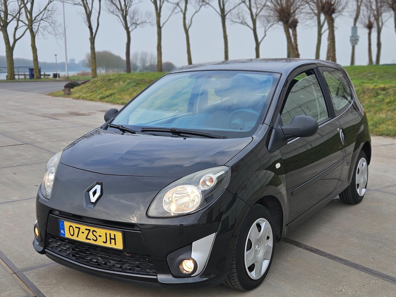 Renault Twingo - 1.2 Dynamique Airco - AutoWereld.nl