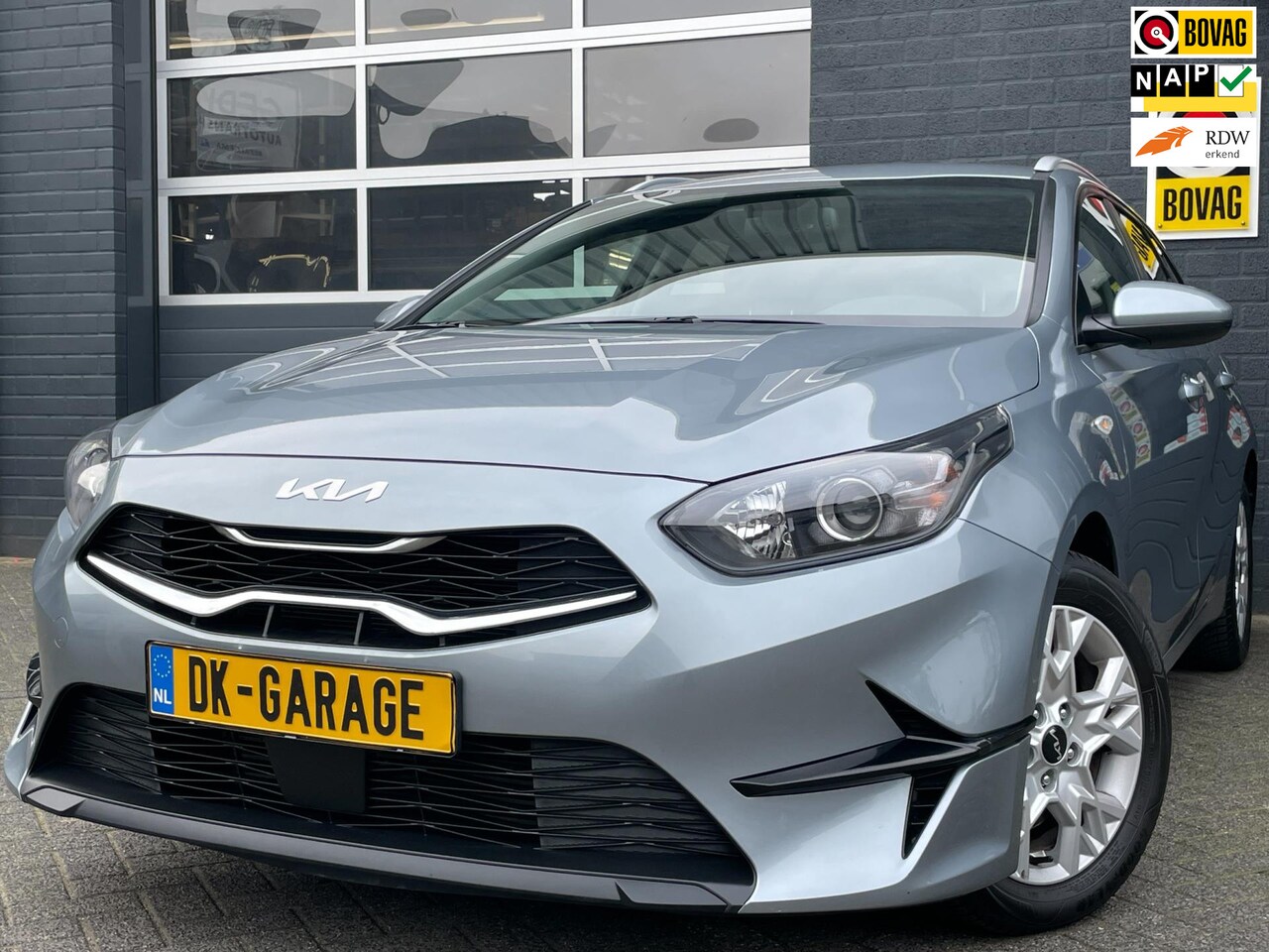 Kia Cee'd Sportswagon - Ceed 1.0 T-GDi DynamicLine|NIEUW MODEL|CARPLAY|STOEL-,STUURVERW|CAMERA|CRUISE|CLIMATE - AutoWereld.nl