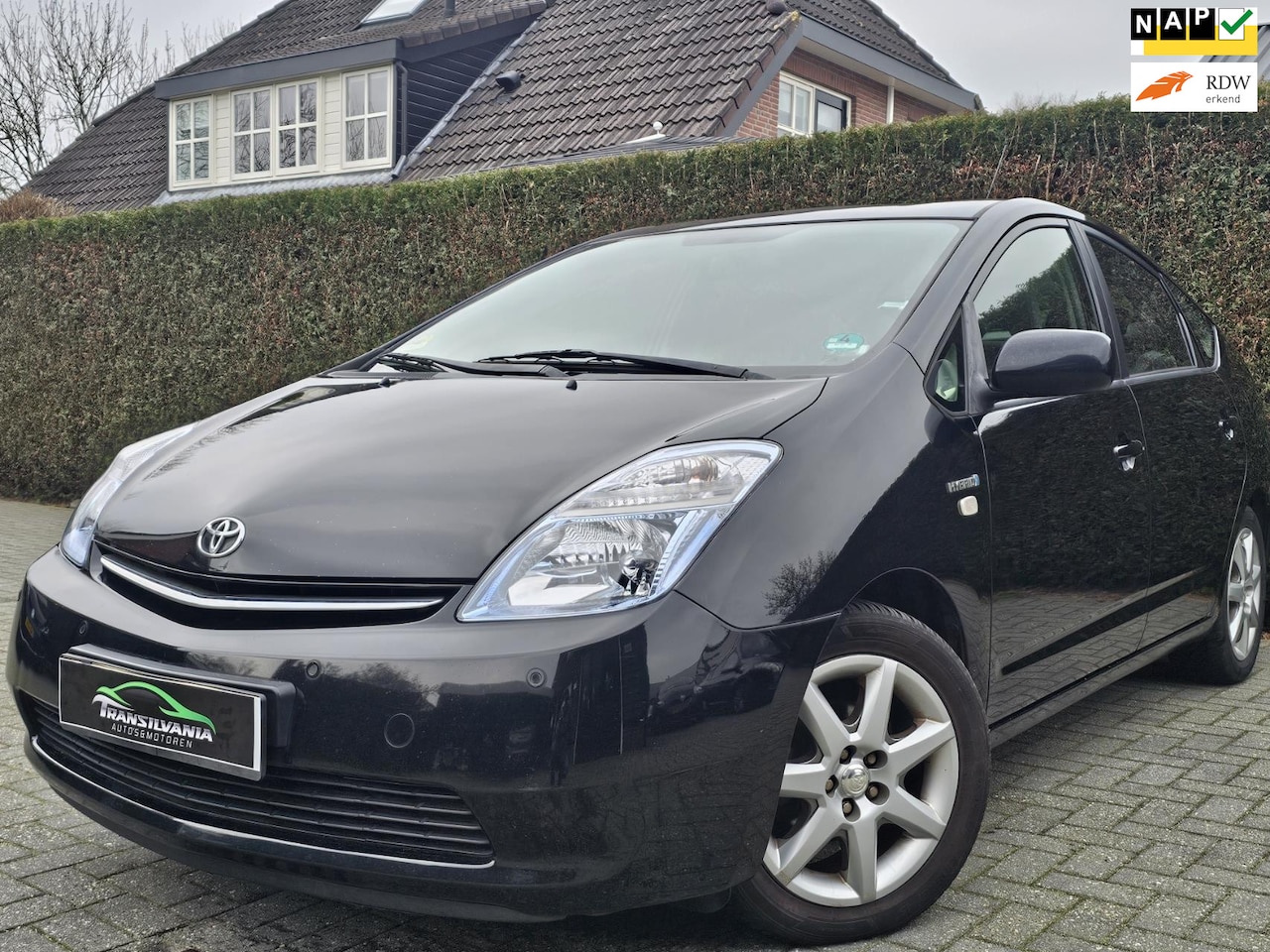 Toyota Prius - 1.5 VVT-i Comfort 1.5 VVT-i Comfort - AutoWereld.nl