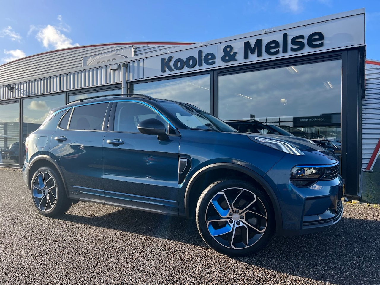 Lynk & Co 01 - 1.5 261pk PLUG IN HYBRID , PANODAK , 360-Camera, - AutoWereld.nl