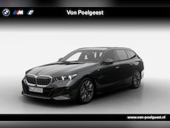 BMW 5-serie Touring - 530e M Sport Edition | Travel Pack | Comfort Pack | Elektrisch wegklapbare trekhaak