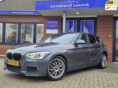 BMW 1-serie - 116i Business+ Sportline Adaptief M-Chassis Panorama-dak lederen Sportstoelen PDC Connecte