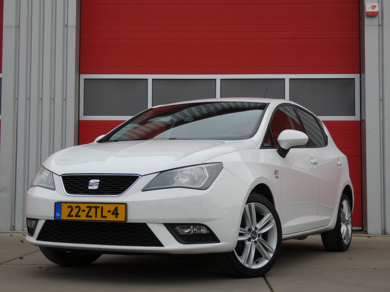 Seat Ibiza - 1.2 TSI Style/ compleet/ zeer mooi! - AutoWereld.nl