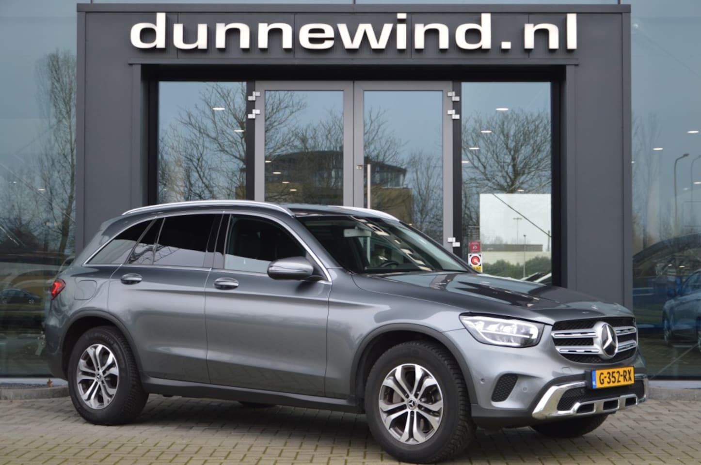 Mercedes-Benz GLC-klasse - GLC 200 *NL Auto*Trekhaak*Navi*Led*Carplay*Dealeronderhouden - AutoWereld.nl