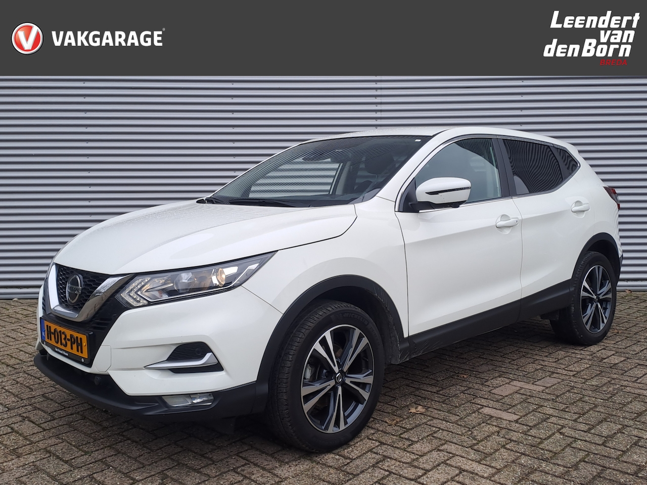 Nissan Qashqai - 1.3 DIG-T N-Connecta Navi | Camera | Cruise - AutoWereld.nl