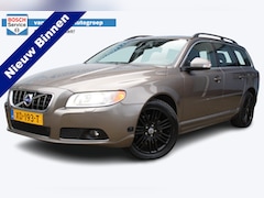 Volvo V70 - 2.5T Momentum 232PK | Youngtimer | Distributieriem recent vervangen | Stoelverwarming Voor