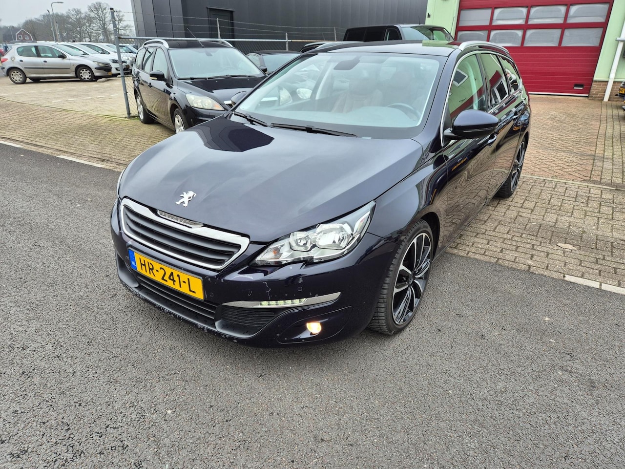 Peugeot 308 SW - 1.6 BlueHDI Blue Lease Executive Pack 1.6 BlueHDI Blue Lease Executive Pack - AutoWereld.nl