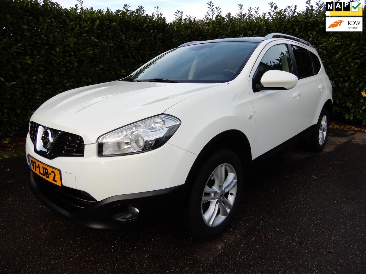 Nissan Qashqai+2 - 1.6 Visia. 7-persoons. Origineel Nederlandse auto met NAP. - AutoWereld.nl