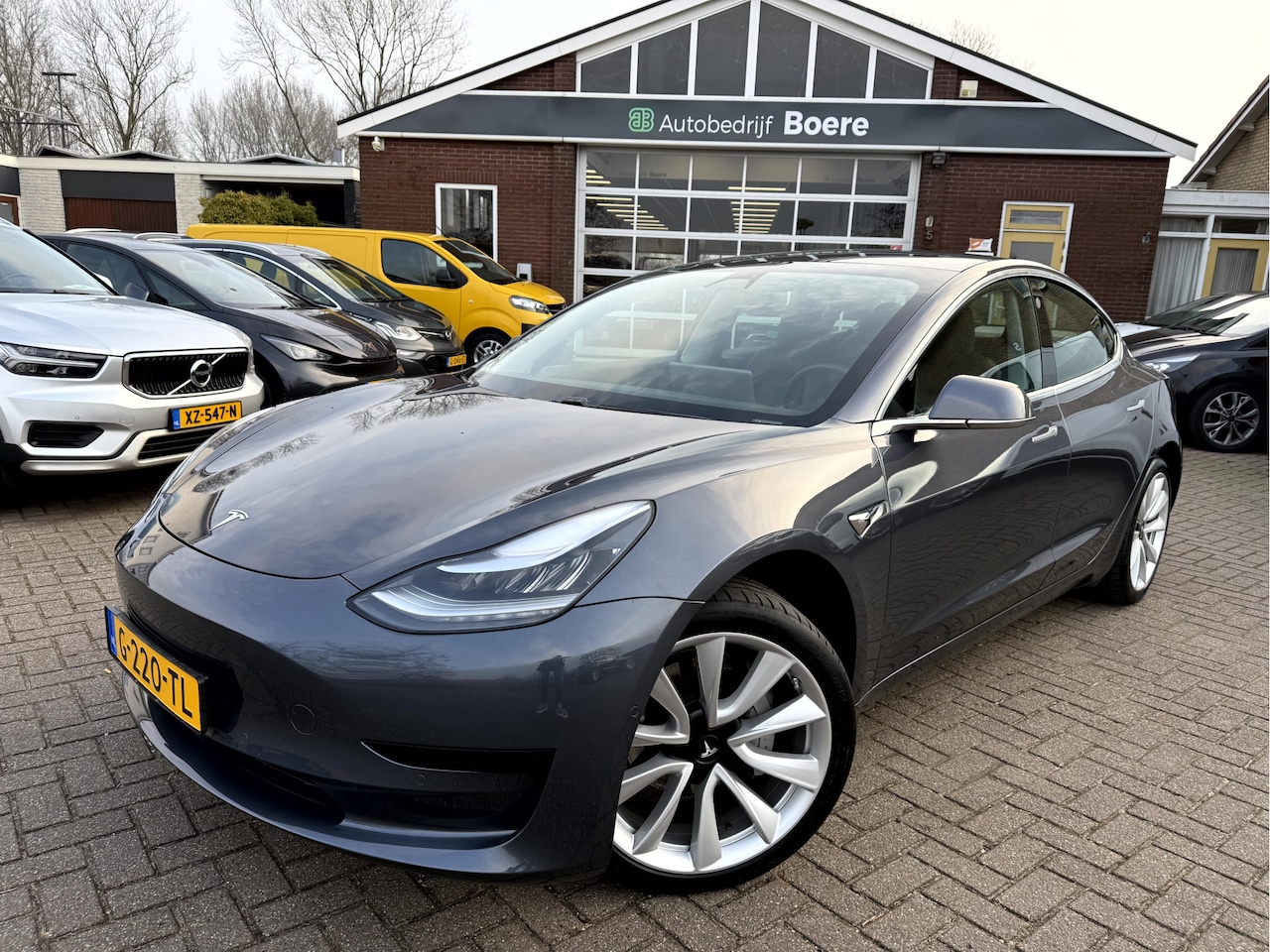 Tesla Model 3 - RWD Plus 19''Lmv, Panoramadak, Camera - AutoWereld.nl