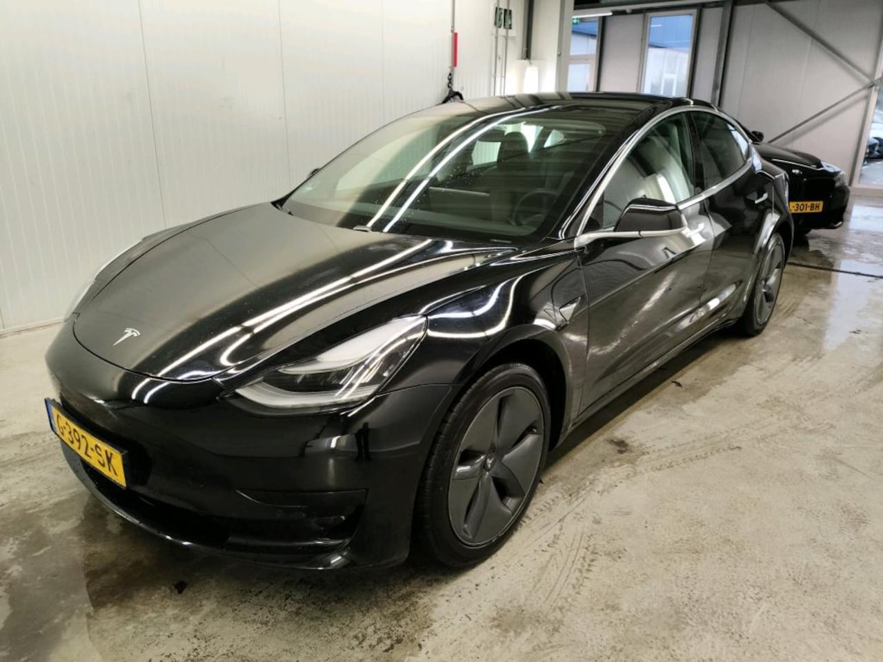 Tesla Model 3 - Standard RWD Plus [ AUTOPILOT+60 kWh+PREMIUM AUDIO ] - AutoWereld.nl