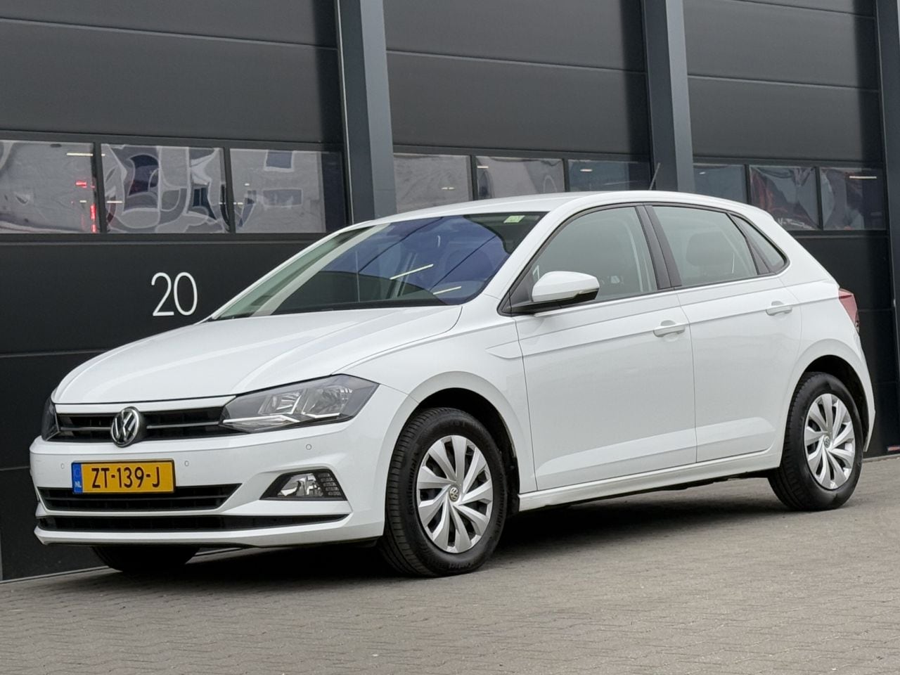 Volkswagen Polo - 1.6 TDI Navi PDC EURO-6 - AutoWereld.nl