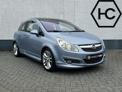 Opel Corsa - 1.4 16V Cosmo OPC-Line Clima Cruise Pano NAP