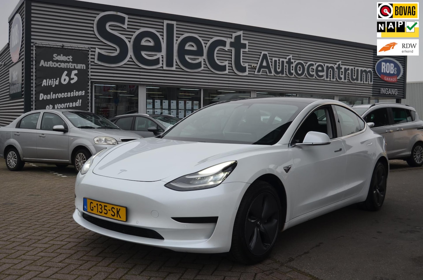 Tesla Model 3 - Standard RWD Plus 60 kWh|LEER|TREKHAAK|PANORAMADAK|ELECTR.STOELEN|1E EIGENAAR - AutoWereld.nl